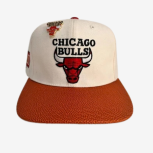 Vintage 90s NBA Chicago Bulls Snapback Hat